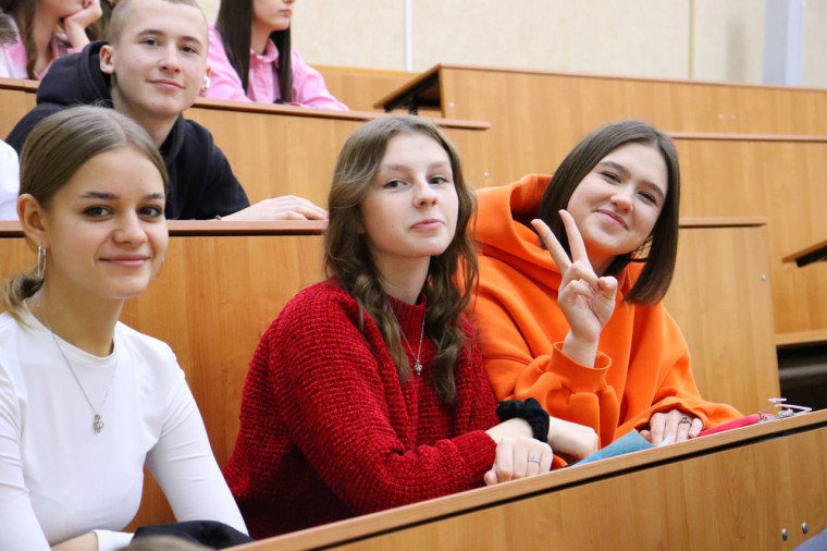 Открой дверь в будущее с ОмГПУ.